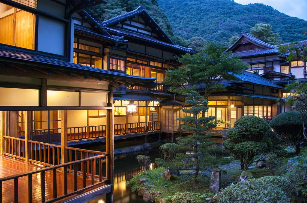 Mukaitaki Hotel Aizuwakamatsu Exterior photo