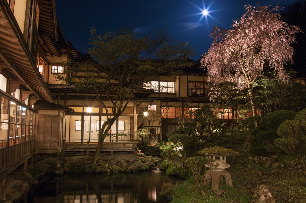 Mukaitaki Hotel Aizuwakamatsu Exterior photo