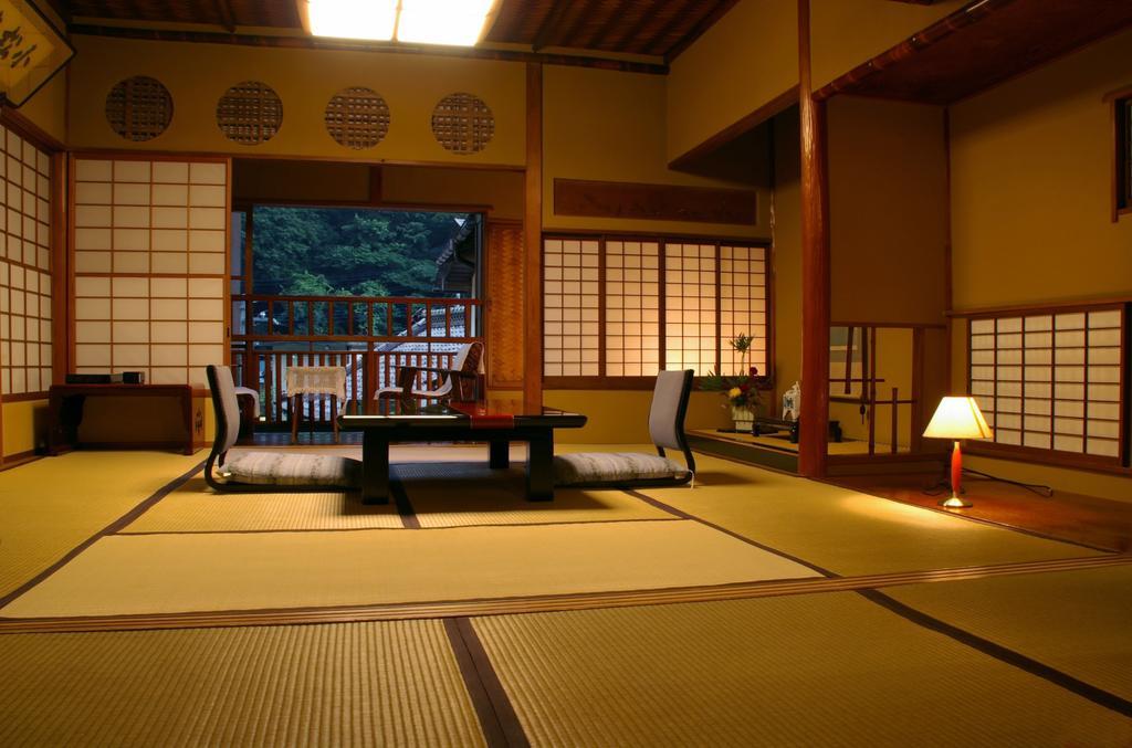 Mukaitaki Hotel Aizuwakamatsu Exterior photo